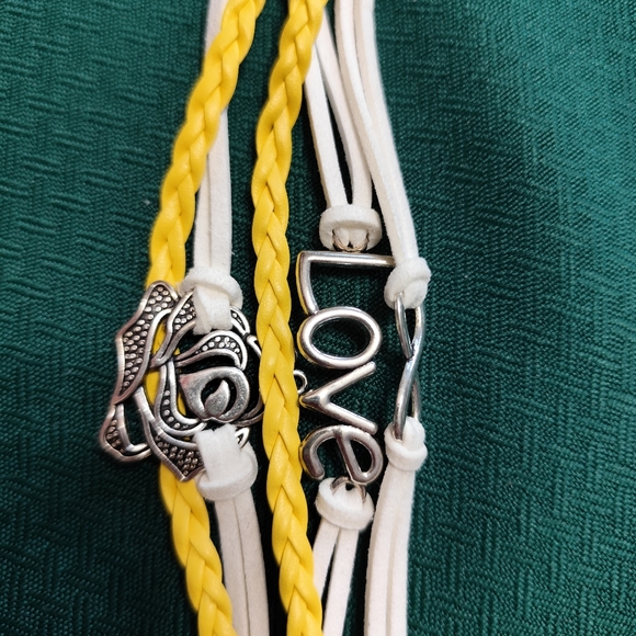 4/$20💥Multi-layer Woven Bracelet Vintage Style - Picture 3 of 3